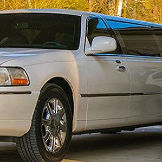 Lux Plus Limo