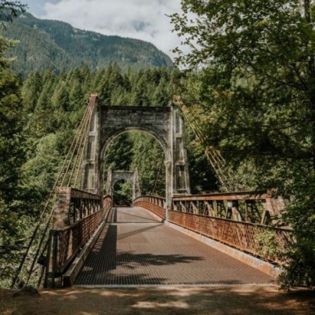 Tourism Hope, Cascades & Canyons