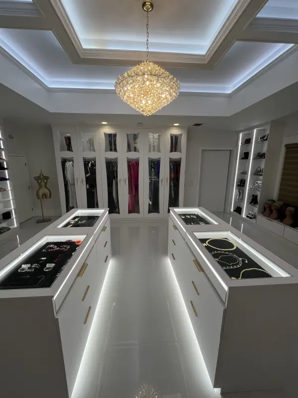 Clear Closets - Custom Closet & Home Organization Systems