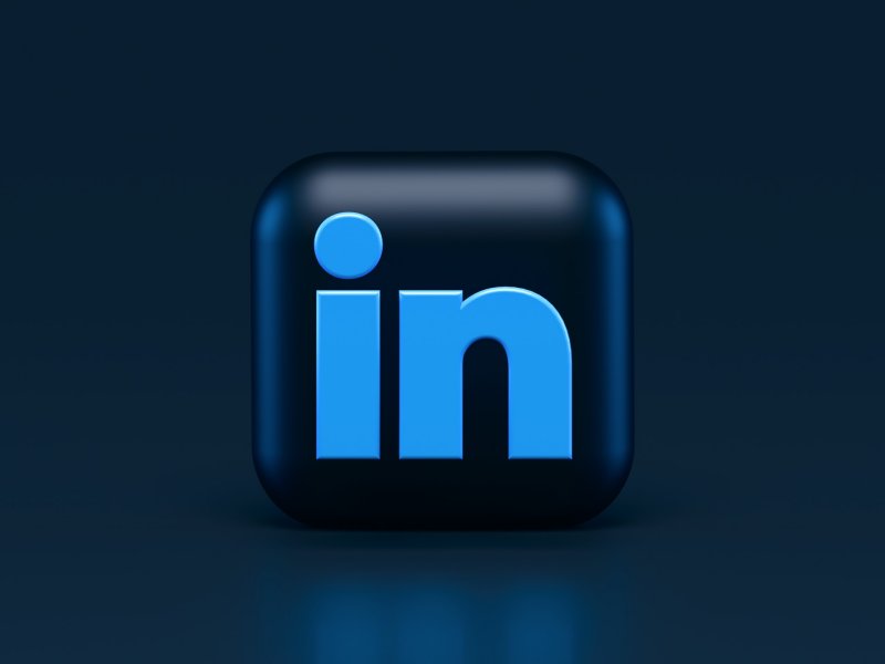 The Ultimate Guide to LinkedIn Ads and Dimensions