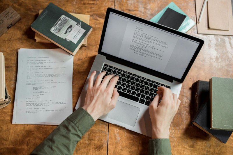 Tips for Writing Professional Blog Posts