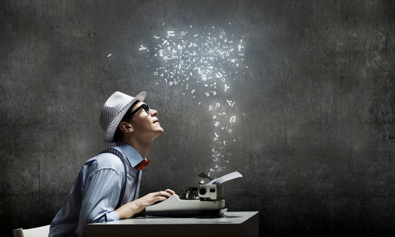 5 Key Reasons Why You Should Hire a Ghostwriter