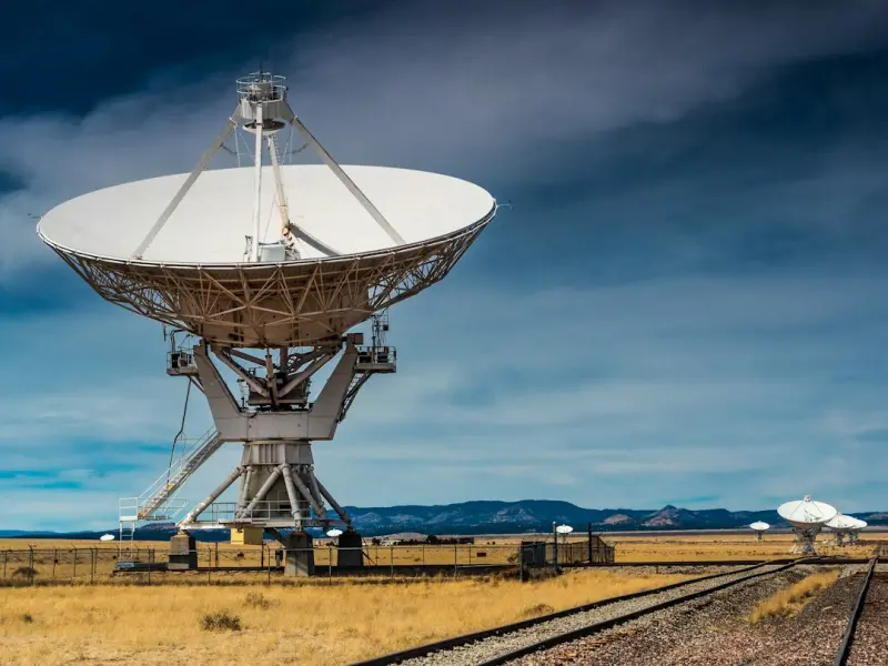 When the Sky Becomes Your Network: Satellite-Connected Smartphones for Remote Teams