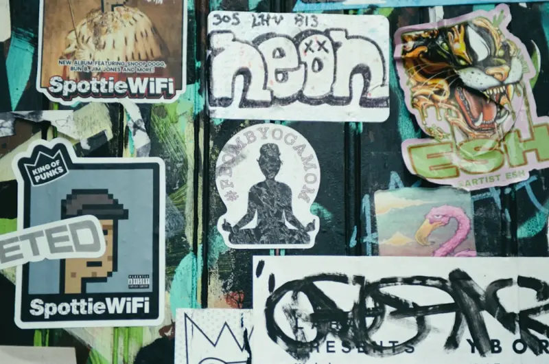 The Art of Unscripted Exploration: Why Randomness Beats Itineraries