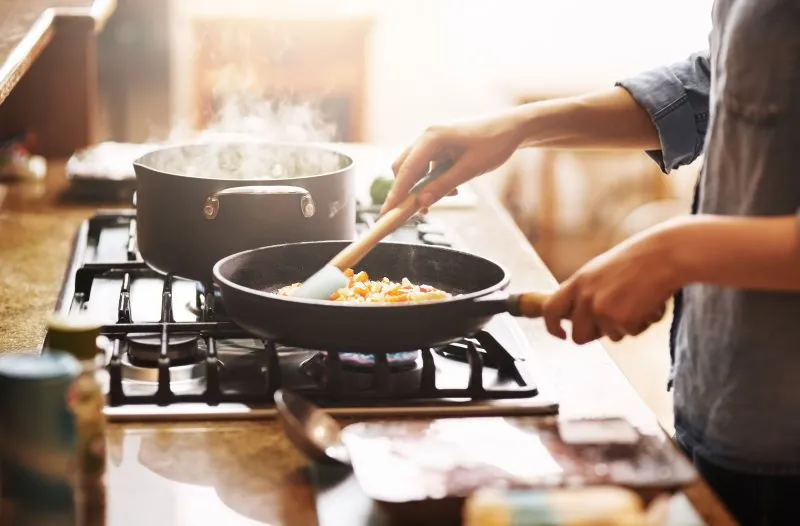 The Slippery Slope of Convenience: Decoding the Risks of Non-Stick Cookware