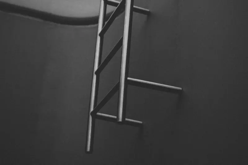 From Ladder to Lattice: Curating Micro‑Projects for a Future‑Proof Career