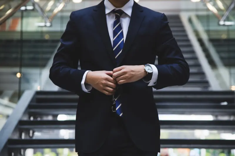 From Side Hustle to Main Stage: Crafting a Portfolio Career That Works