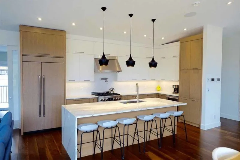 How to Save Money By Upgrading Your Lighting