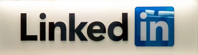 LinkedIn Mastery in 2024: David Moore’s Playbook for Real‑World Connections