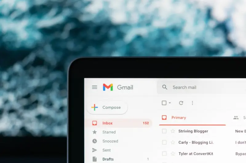 Beyond the Inbox: Redefining Workplace Relationships in a Cloud‑Centric Era