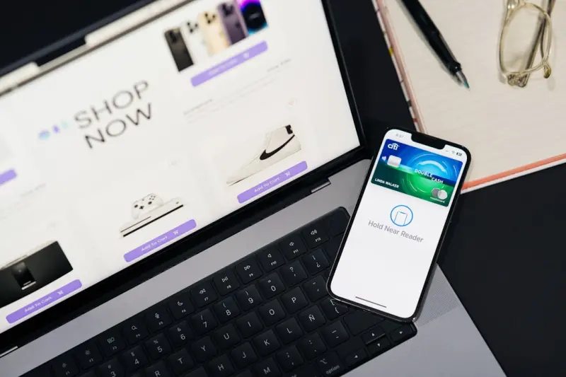 The AI‑Driven Shopping Experience: Personalization, Privacy, and the Metaverse