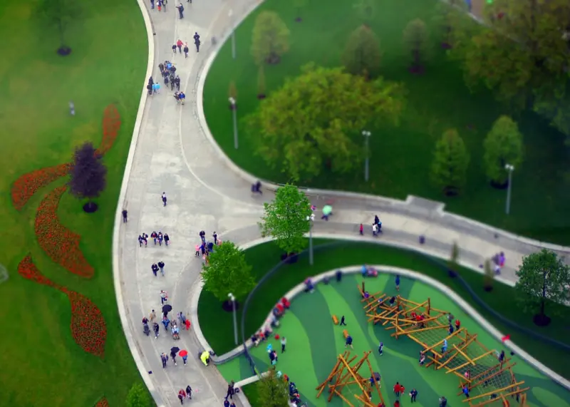 Modular Courts: Redefining Urban Play in the Age of Flexibility