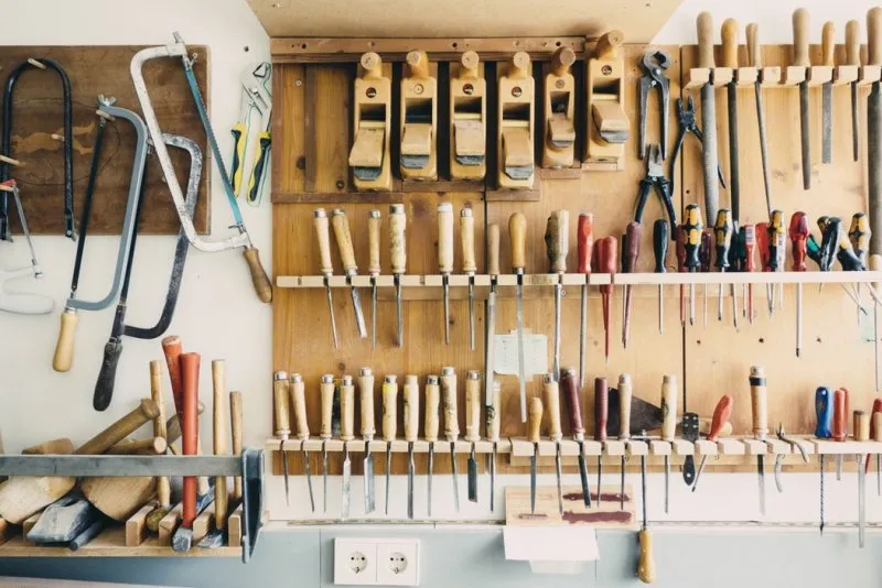 Tools And Fixings That Every Carpenter Needs