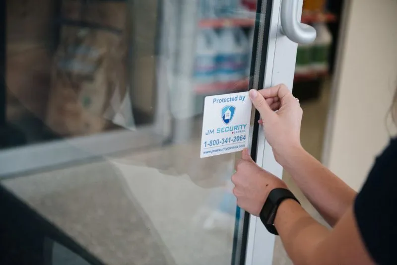 11 Home Security Recommendations for Your Winter Vacation