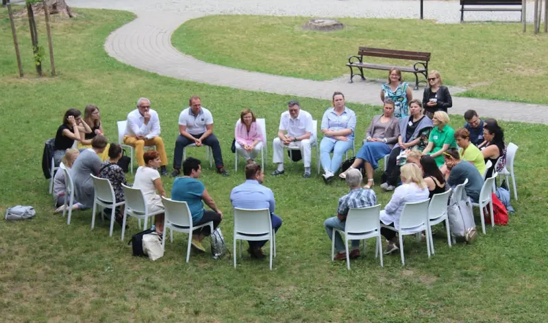 Link Building as a Community Conversation