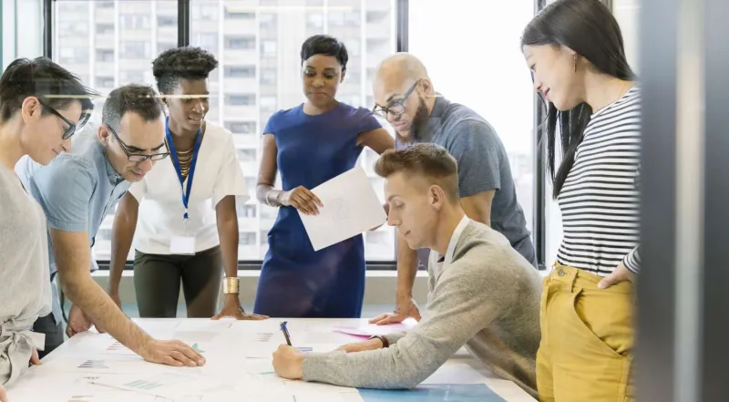 Navigating the Modern Career Landscape: Thriving in a World of Constant Change