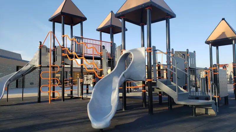Digital Playdates: The New Playground for Modern Families